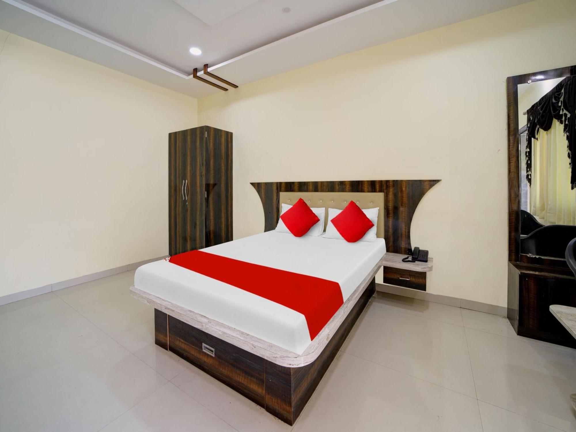 Hotel O Jvs Park Inn Ellora Buitenkant foto